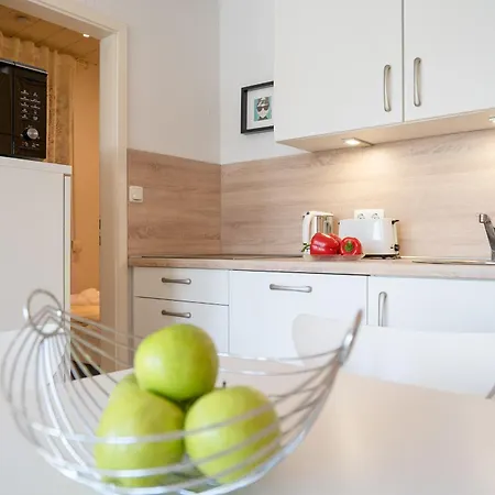 Str 294 - Appartementhaus Strandallee *