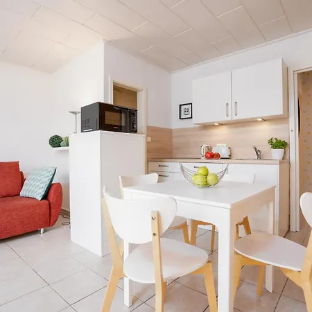 Str 294 - Appartementhaus Strandallee